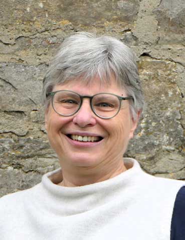 Porträt von Moni Schreppel, Teamleitung Personalabteilung